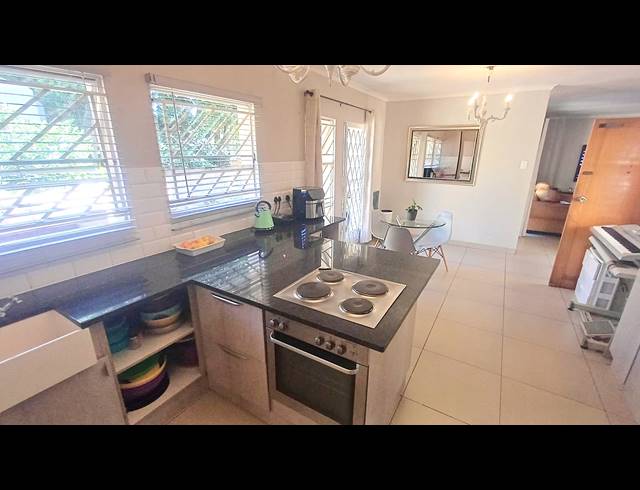 3 BEDROOM SECTIONAL TITLE FOR SALE IN DIE HOEWES
